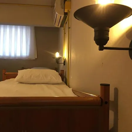 Hostel Berlin & Street